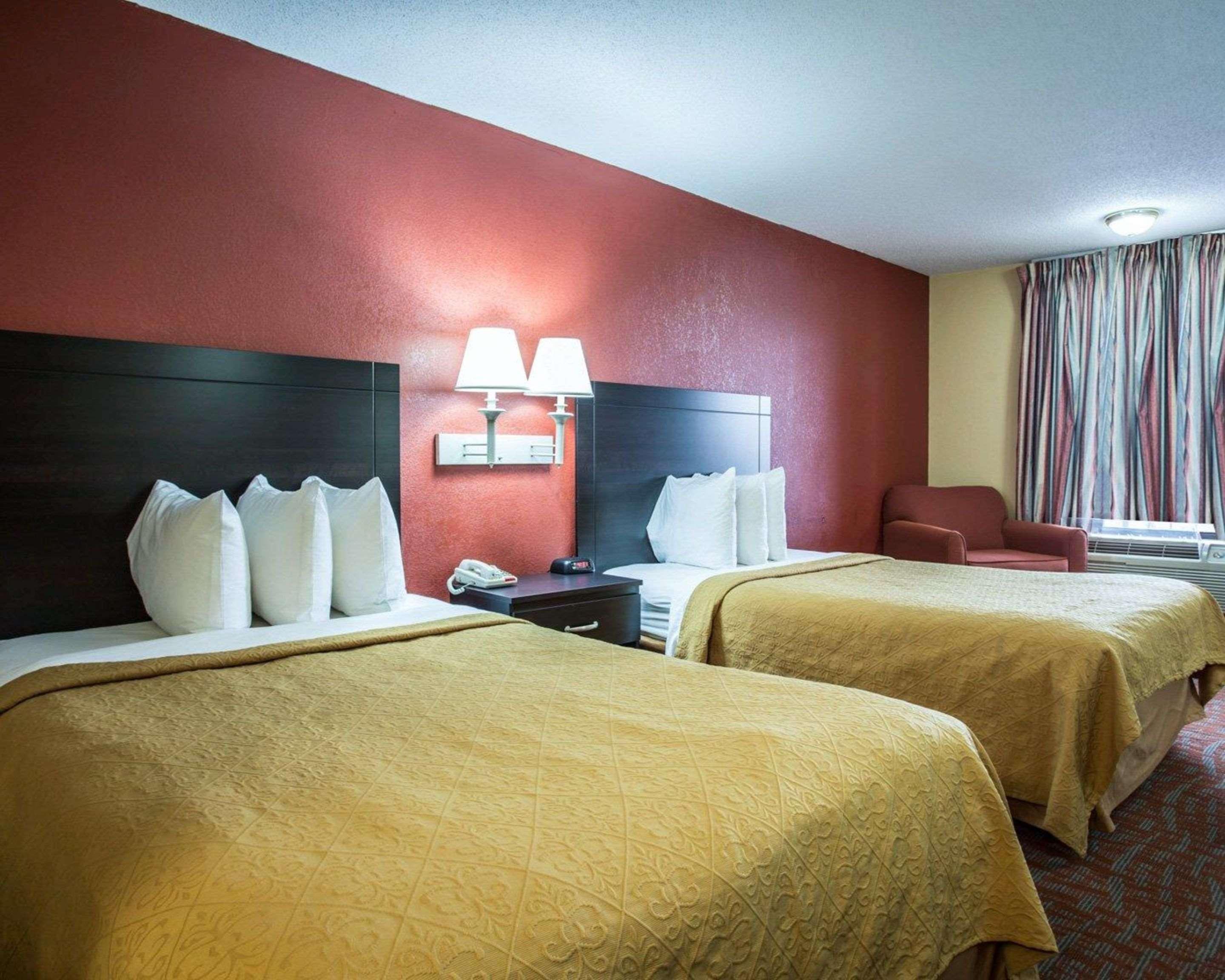 Quality Inn & Suites Monroe Eksteriør bilde