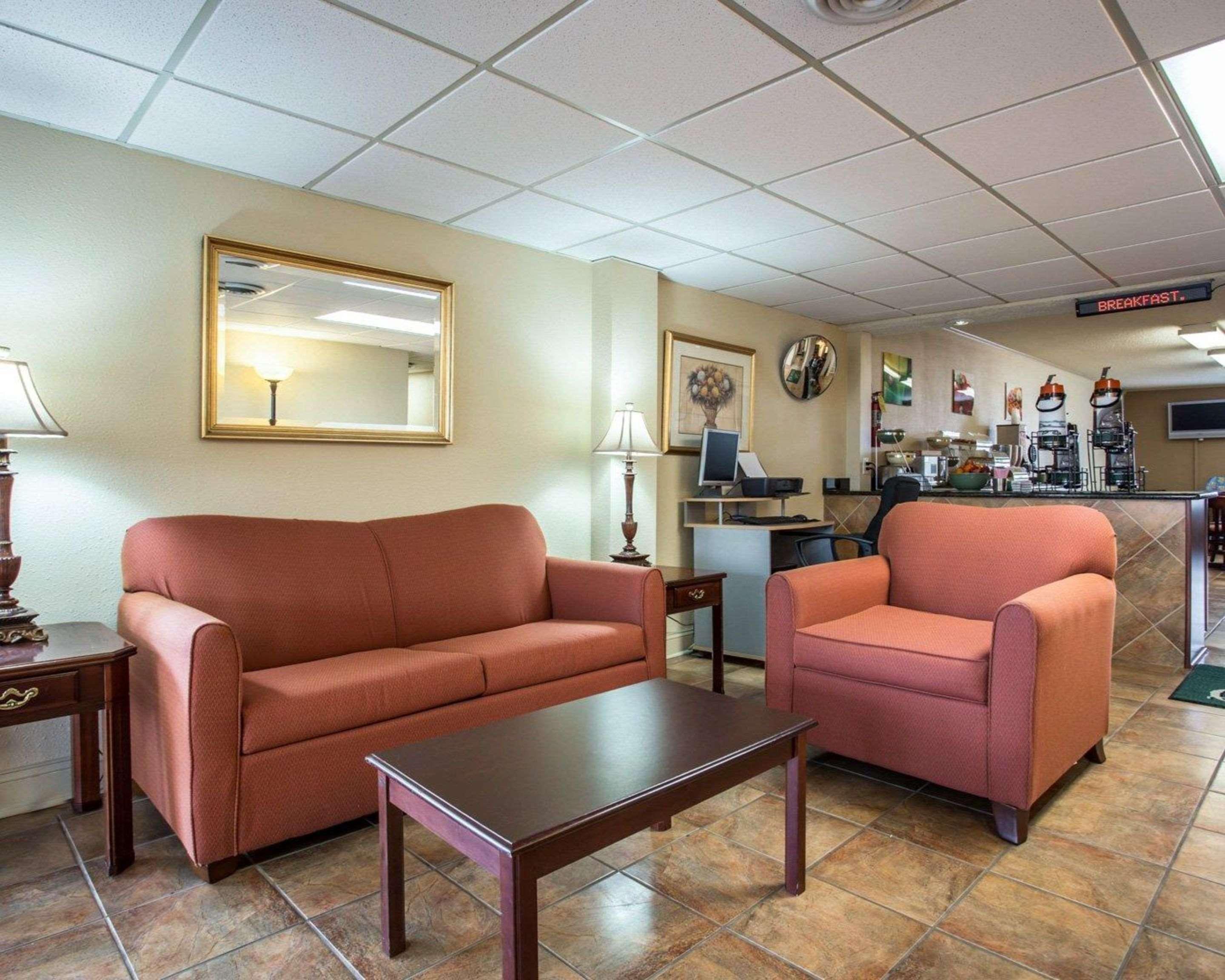 Quality Inn & Suites Monroe Eksteriør bilde