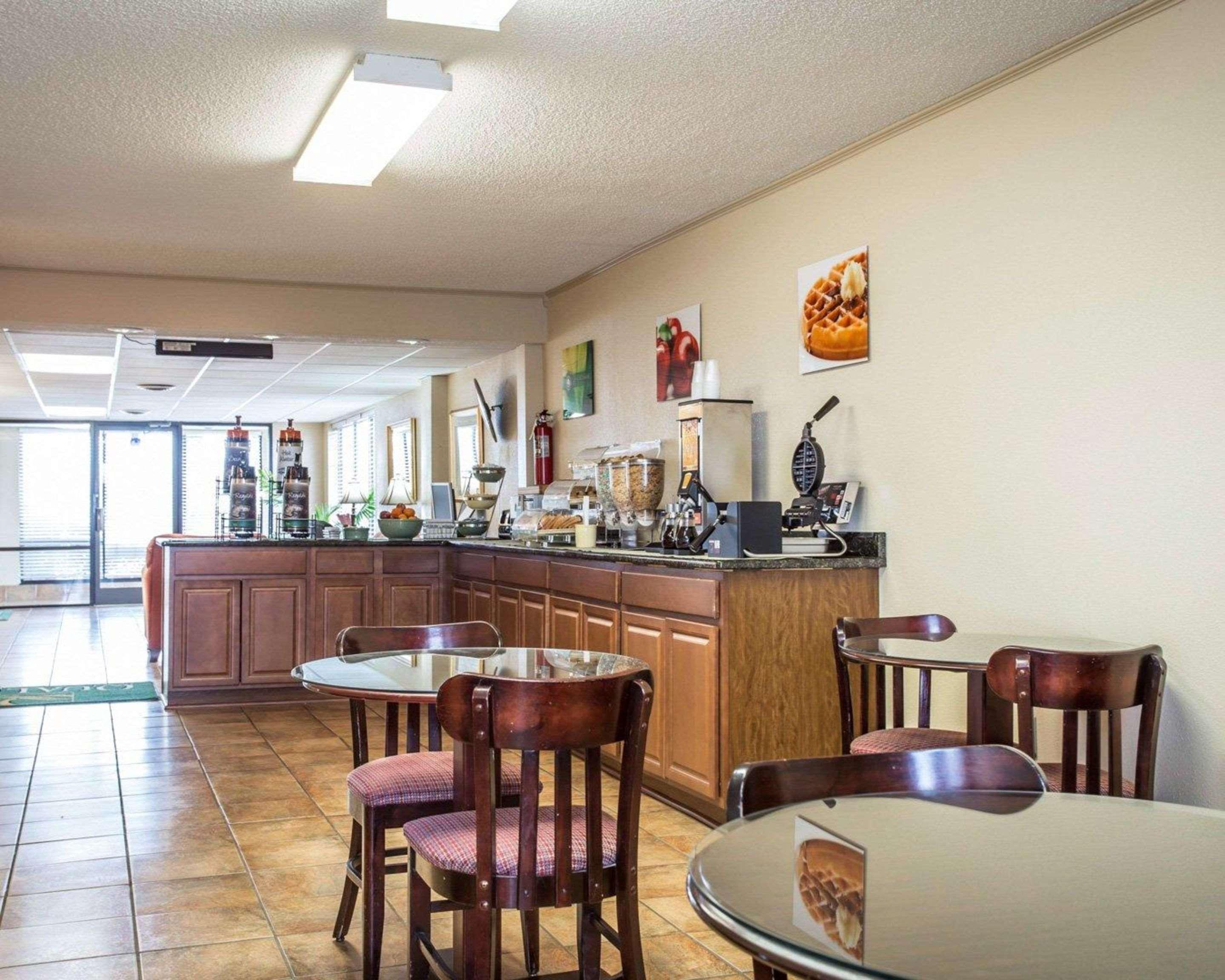Quality Inn & Suites Monroe Eksteriør bilde