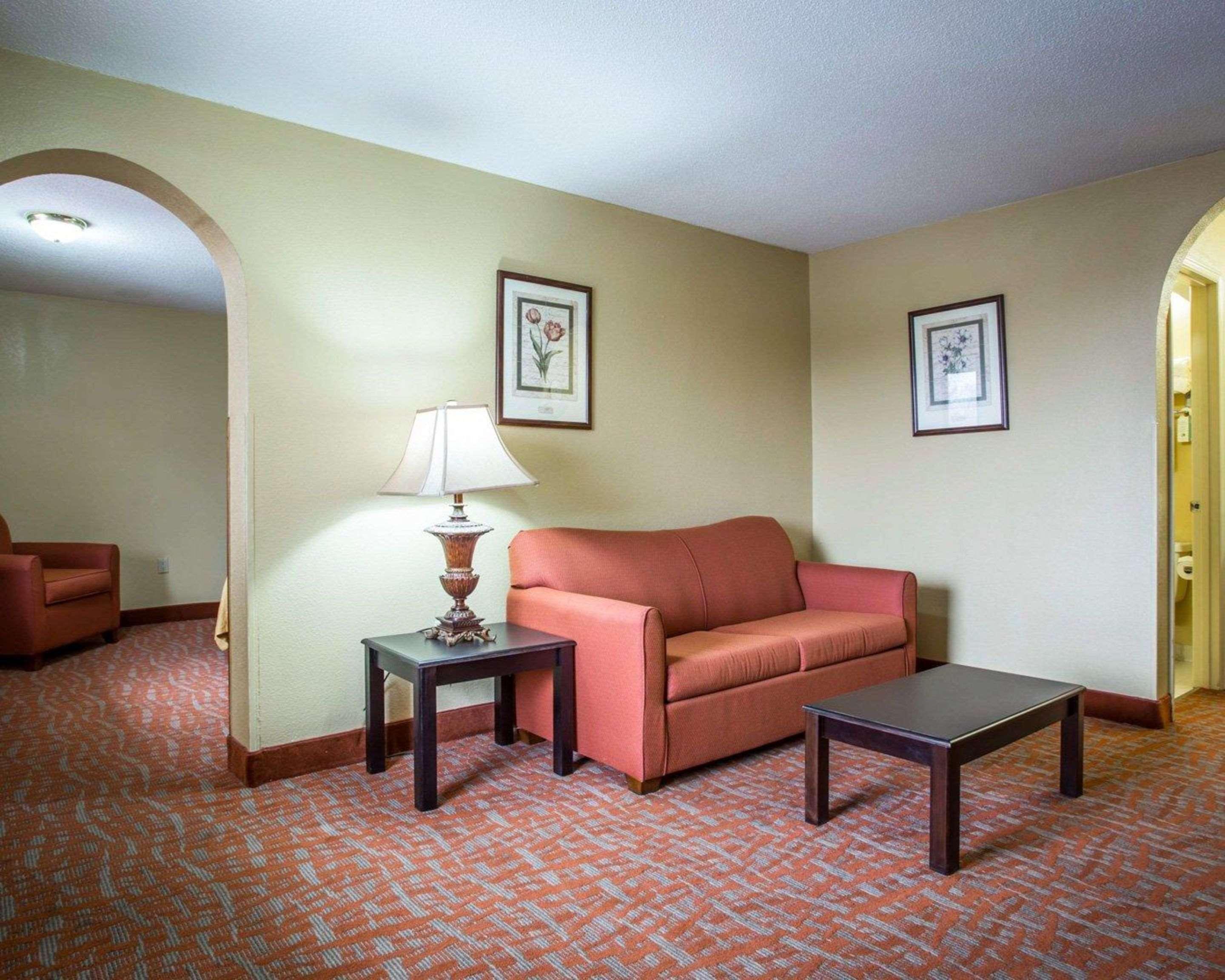 Quality Inn & Suites Monroe Eksteriør bilde